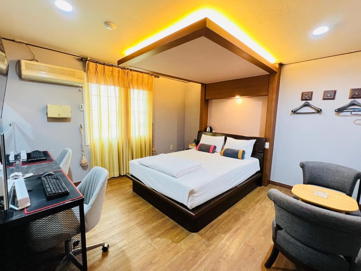 Sweet Hotel Jeju Exterior photo